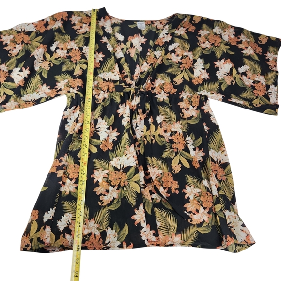 Tropical Floral Kimono Cover Up with Tie Front S/M Resort Wear Beach Vacation - Picture 8 of 9